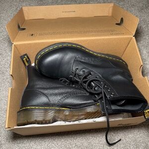Dr. Martens Nappa Black Leather Boots Women’s Size 9